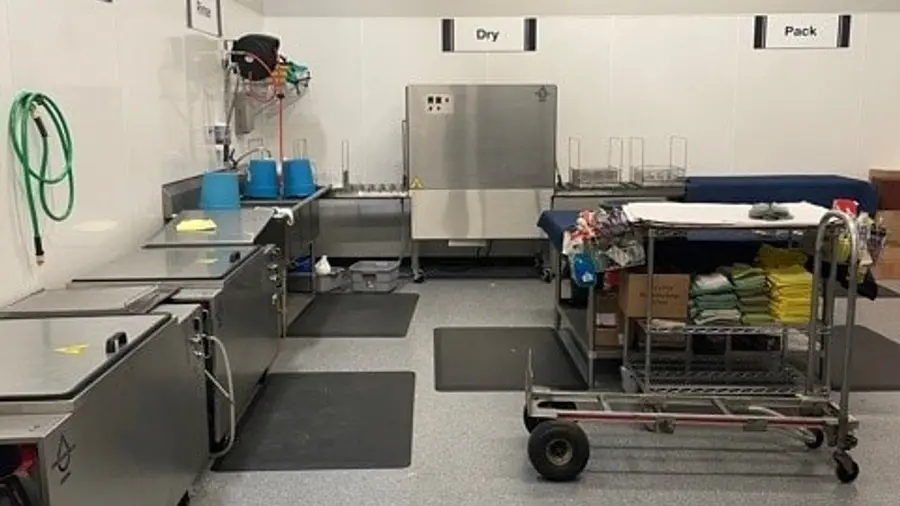 The Ungerman contents cleanroom with professional cleaning and decontamination equipment